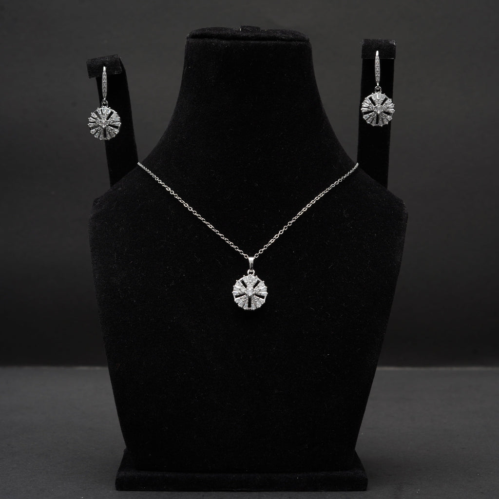 Daily Wear Silver Locket and Earrings Set