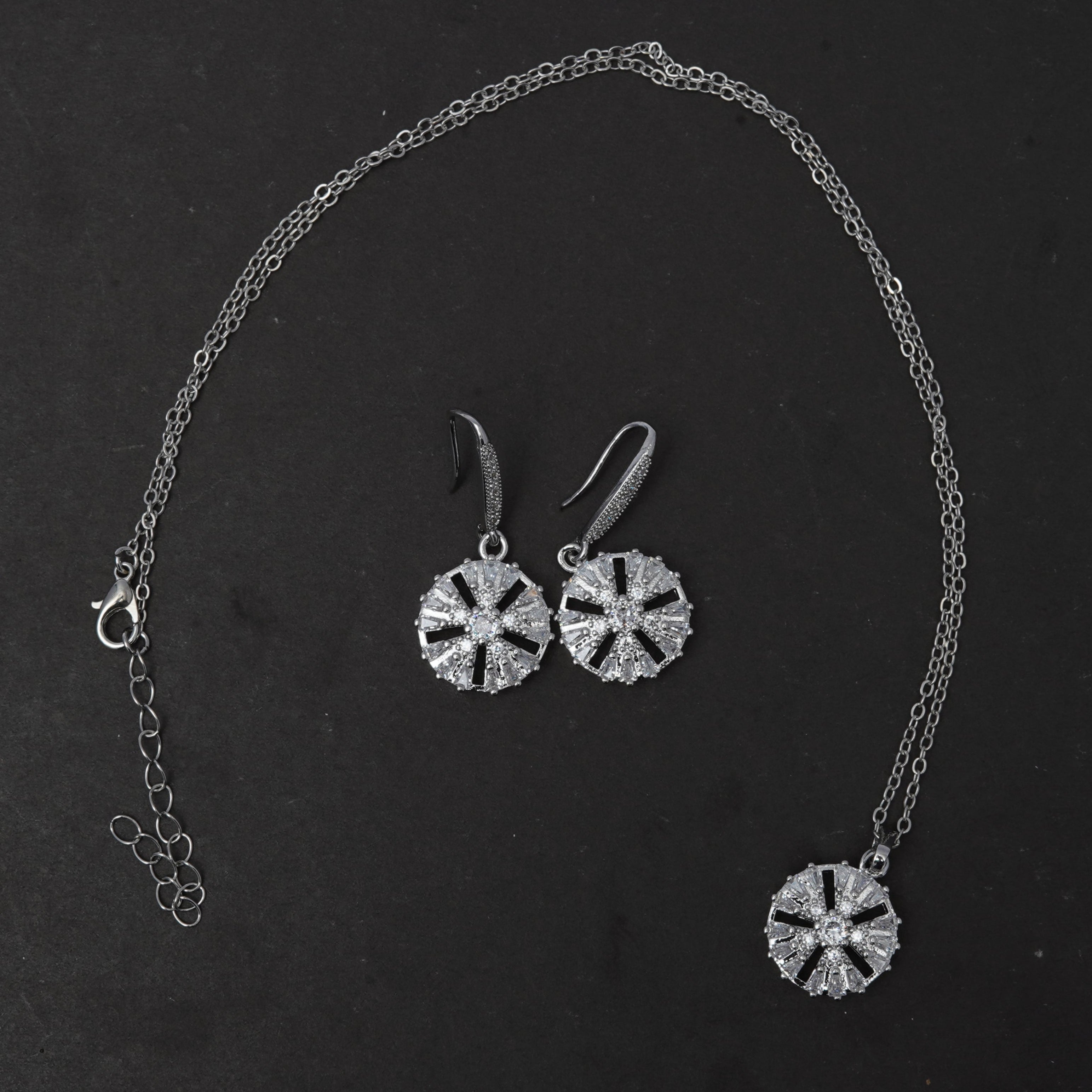 Daily Wear Silver Locket and Earrings Set