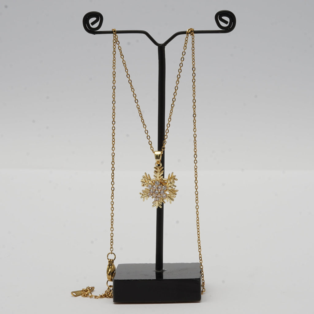 Luxury Golden Snowflake Locket